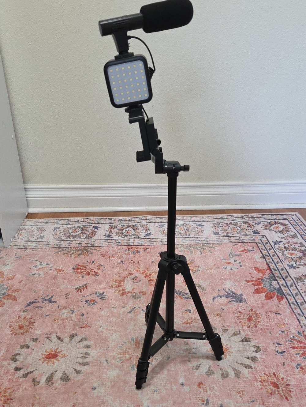 Black Phone Tripod with LED Light and Microphone